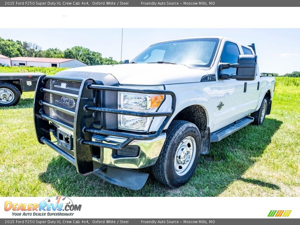 2015 Ford F250 Super Duty XL Crew Cab 4x4 Oxford White / Steel Photo #8