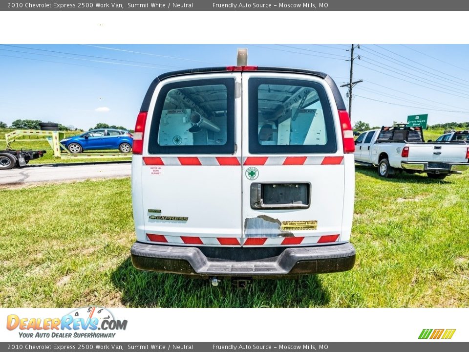 2010 Chevrolet Express 2500 Work Van Summit White / Neutral Photo #5