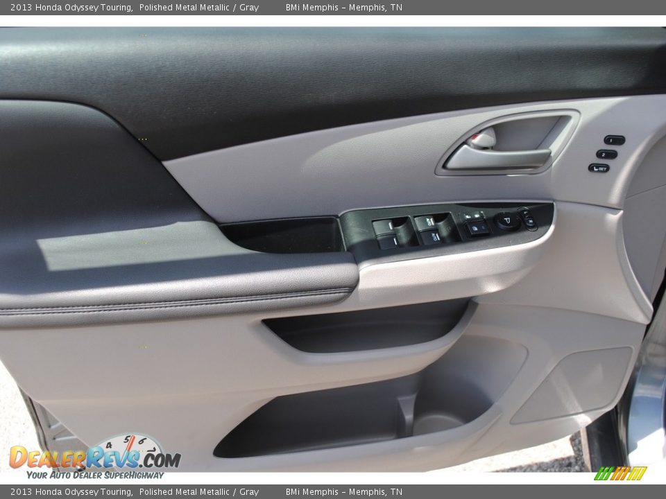 2013 Honda Odyssey Touring Polished Metal Metallic / Gray Photo #10