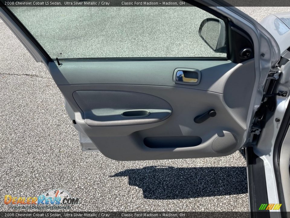 2008 Chevrolet Cobalt LS Sedan Ultra Silver Metallic / Gray Photo #12