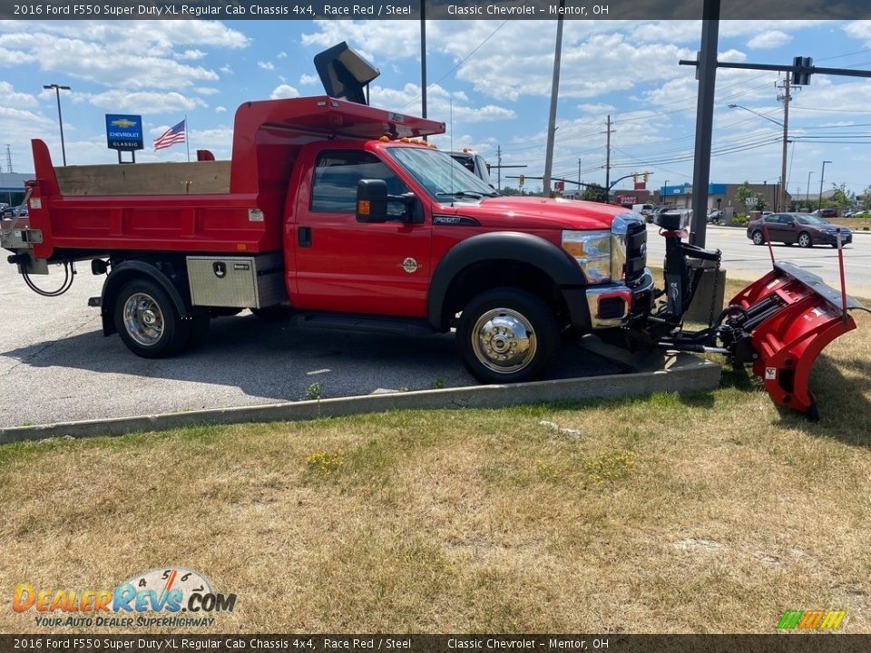 2016 Ford F550 Super Duty XL Regular Cab Chassis 4x4 Race Red / Steel Photo #2