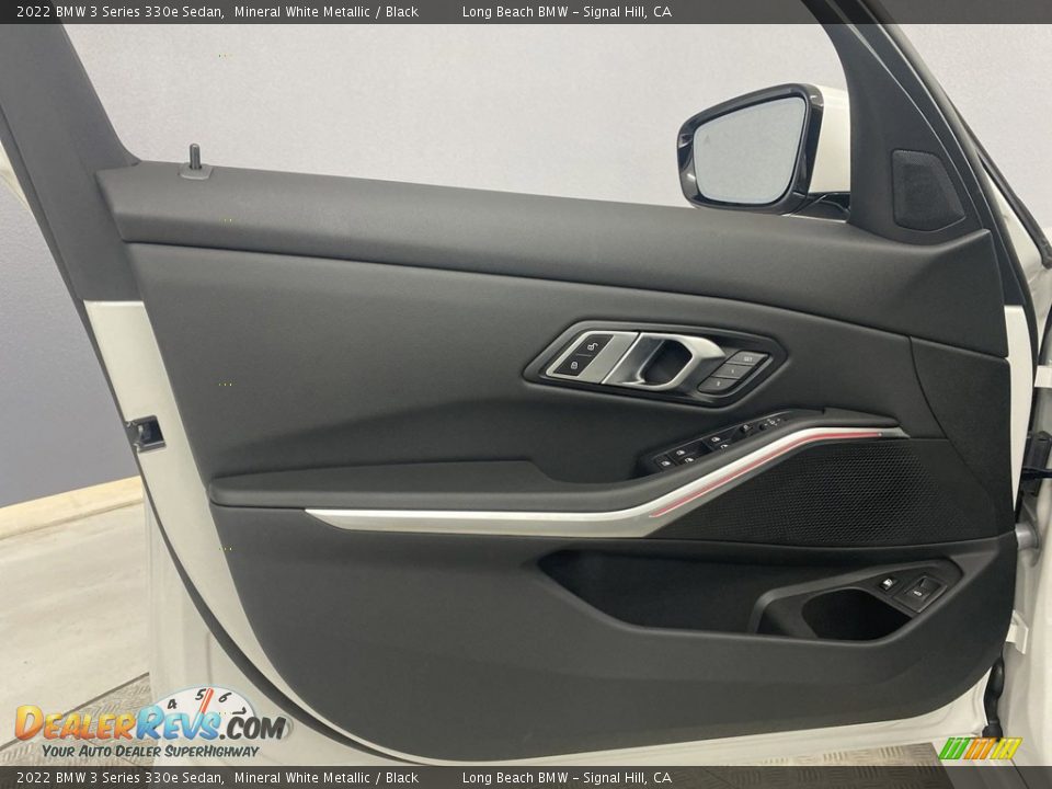 2022 BMW 3 Series 330e Sedan Mineral White Metallic / Black Photo #10