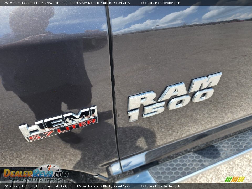 2016 Ram 1500 Big Horn Crew Cab 4x4 Bright Silver Metallic / Black/Diesel Gray Photo #9