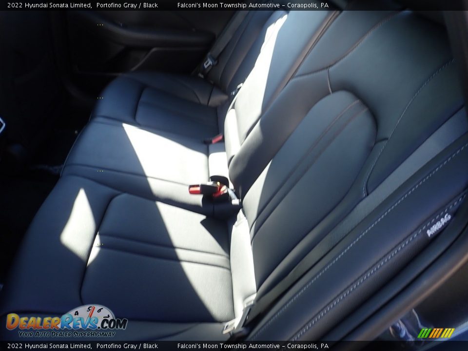 2022 Hyundai Sonata Limited Portofino Gray / Black Photo #11