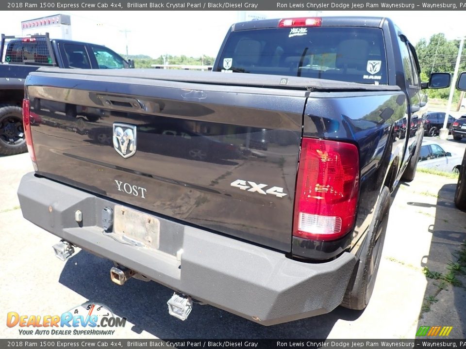 2018 Ram 1500 Express Crew Cab 4x4 Brilliant Black Crystal Pearl / Black/Diesel Gray Photo #3