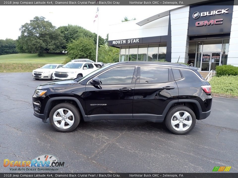 2018 Jeep Compass Latitude 4x4 Diamond Black Crystal Pearl / Black/Ski Gray Photo #2