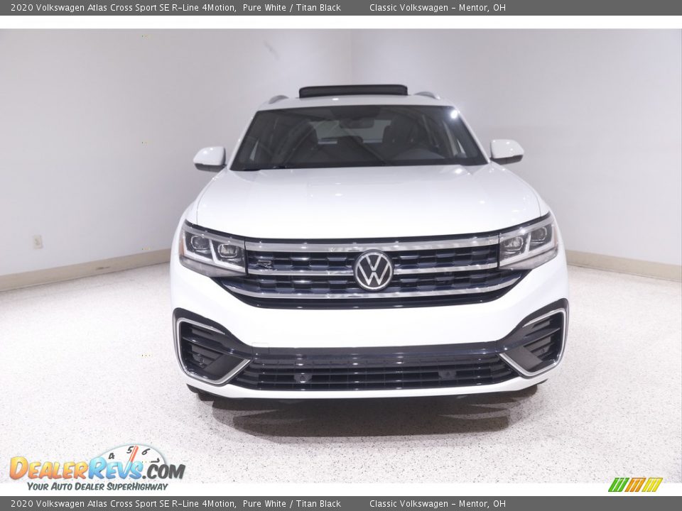 2020 Volkswagen Atlas Cross Sport SE R-Line 4Motion Pure White / Titan Black Photo #2