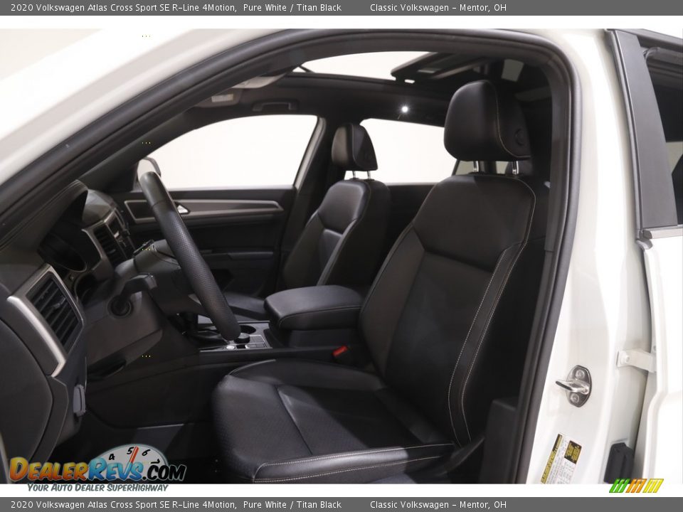 2020 Volkswagen Atlas Cross Sport SE R-Line 4Motion Pure White / Titan Black Photo #5