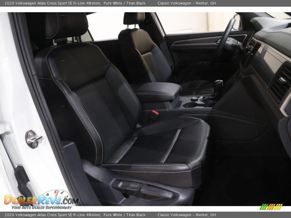 2020 Volkswagen Atlas Cross Sport SE R-Line 4Motion Pure White / Titan Black Photo #14