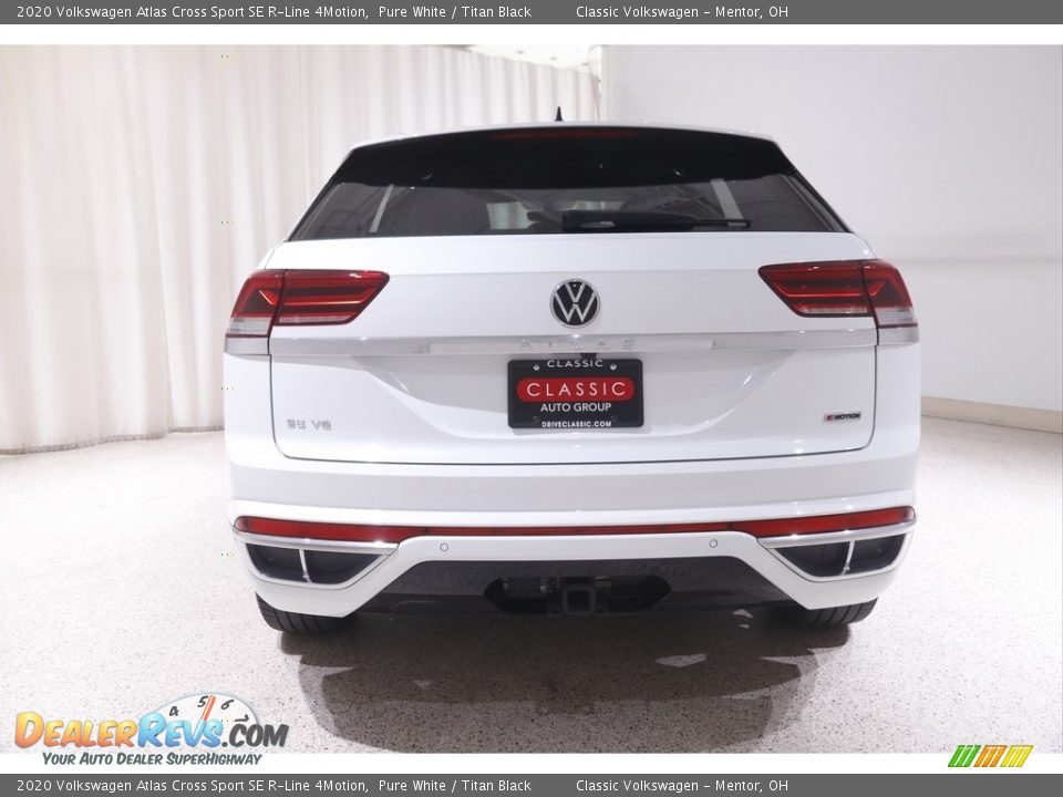 2020 Volkswagen Atlas Cross Sport SE R-Line 4Motion Pure White / Titan Black Photo #17