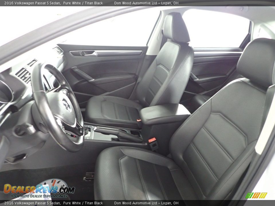 2016 Volkswagen Passat S Sedan Pure White / Titan Black Photo #15