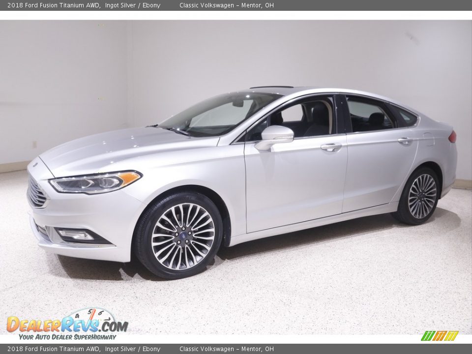 Front 3/4 View of 2018 Ford Fusion Titanium AWD Photo #3