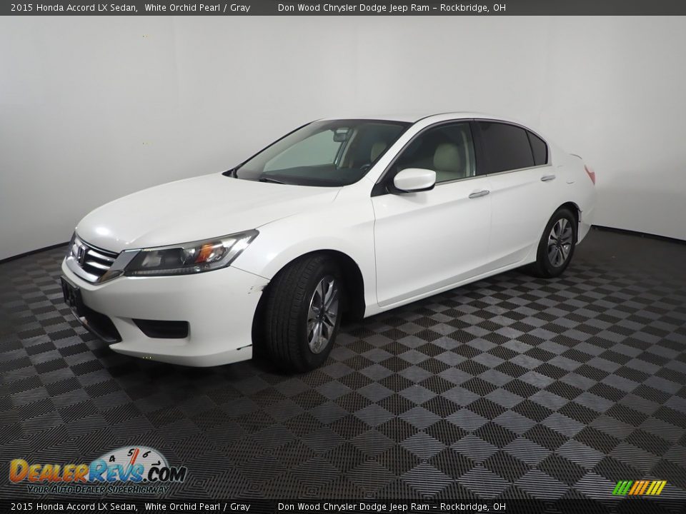 2015 Honda Accord LX Sedan White Orchid Pearl / Gray Photo #5