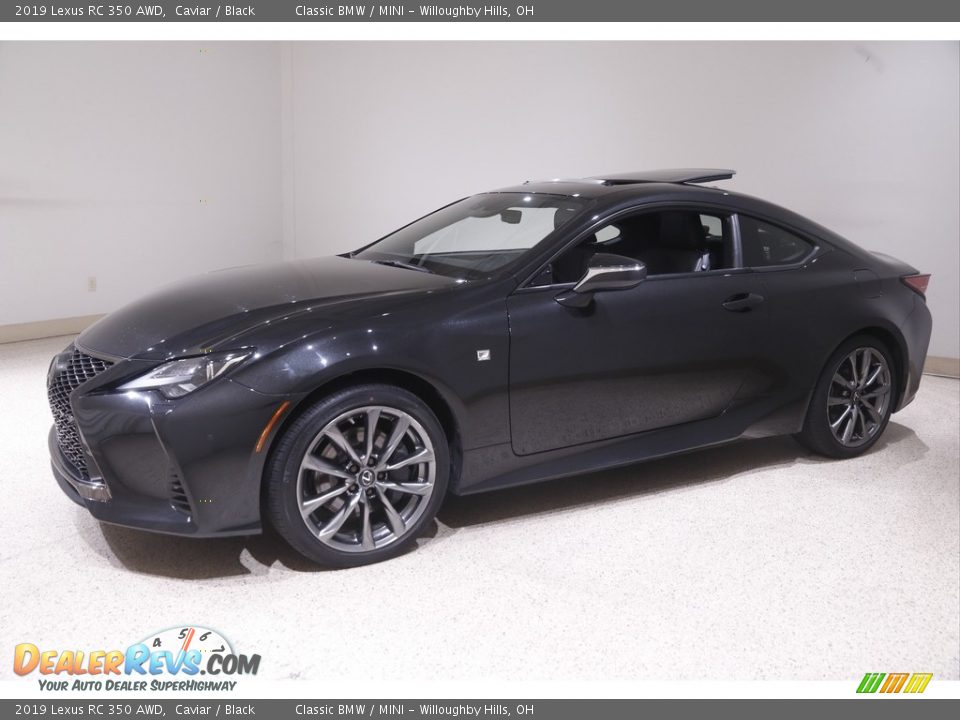 Front 3/4 View of 2019 Lexus RC 350 AWD Photo #3