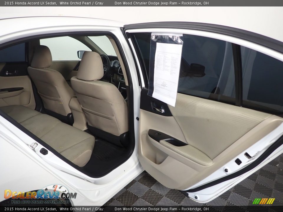 2015 Honda Accord LX Sedan White Orchid Pearl / Gray Photo #28