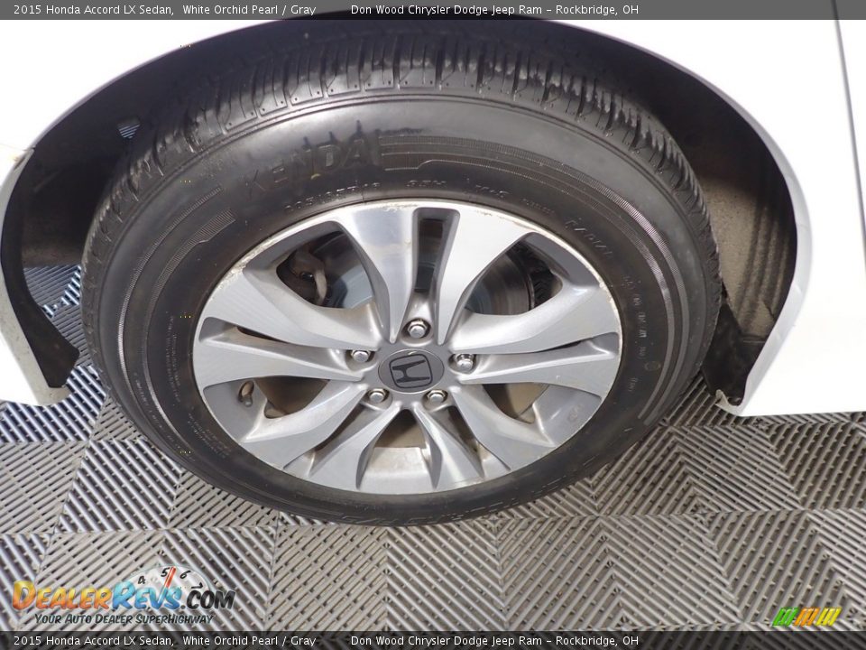 2015 Honda Accord LX Sedan White Orchid Pearl / Gray Photo #30