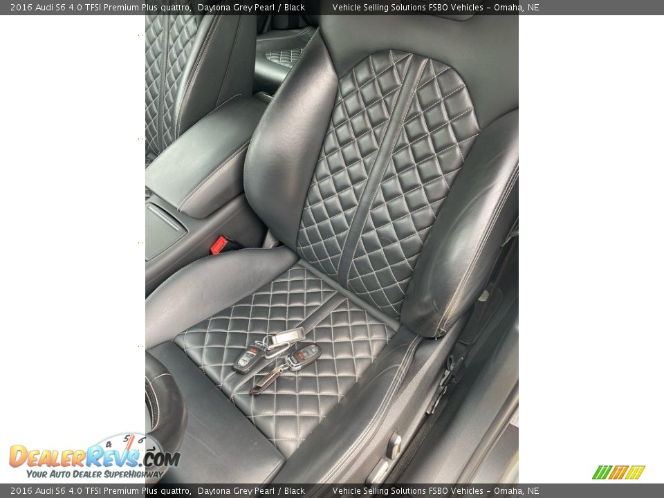 Front Seat of 2016 Audi S6 4.0 TFSI Premium Plus quattro Photo #9