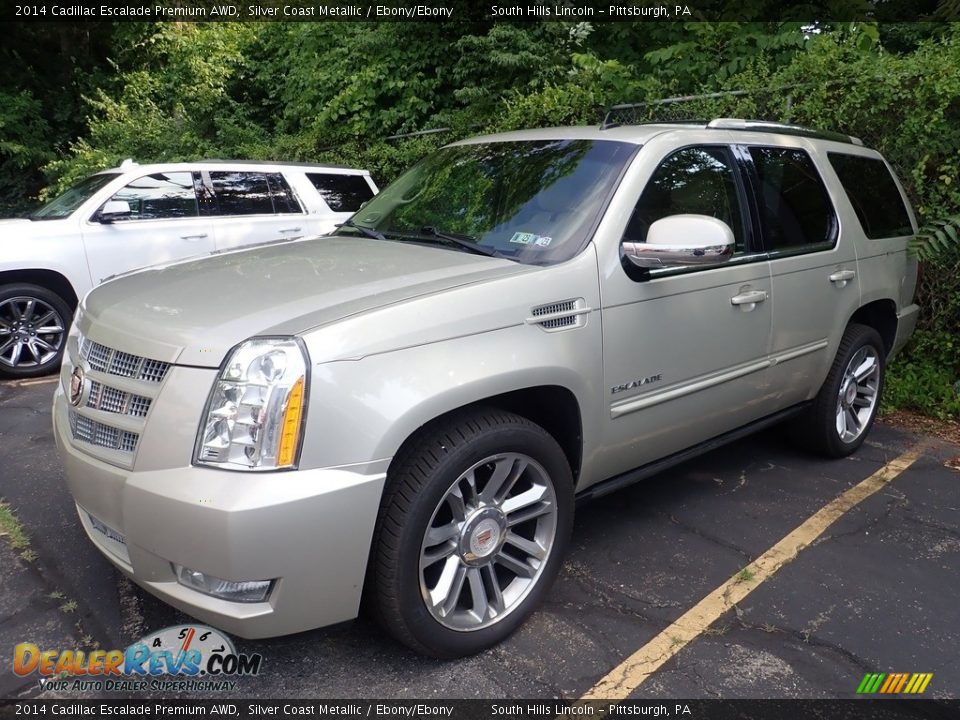 Front 3/4 View of 2014 Cadillac Escalade Premium AWD Photo #1