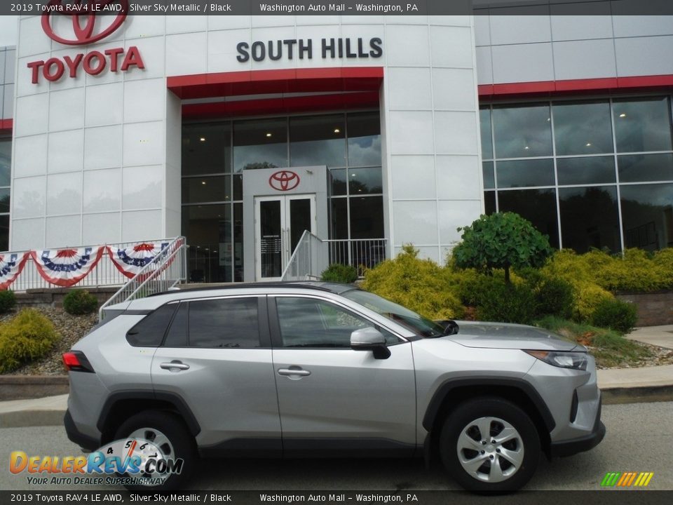 2019 Toyota RAV4 LE AWD Silver Sky Metallic / Black Photo #2