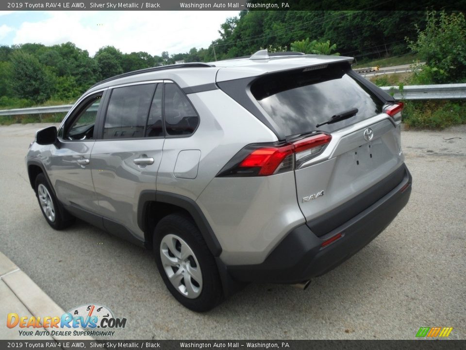 2019 Toyota RAV4 LE AWD Silver Sky Metallic / Black Photo #14