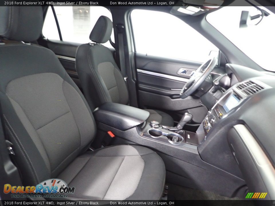 2018 Ford Explorer XLT 4WD Ingot Silver / Ebony Black Photo #28