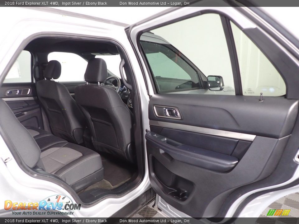 2018 Ford Explorer XLT 4WD Ingot Silver / Ebony Black Photo #29