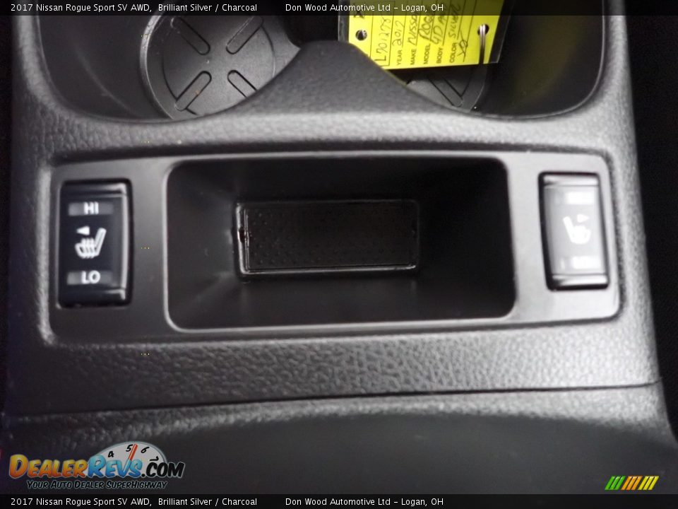 2017 Nissan Rogue Sport SV AWD Brilliant Silver / Charcoal Photo #4