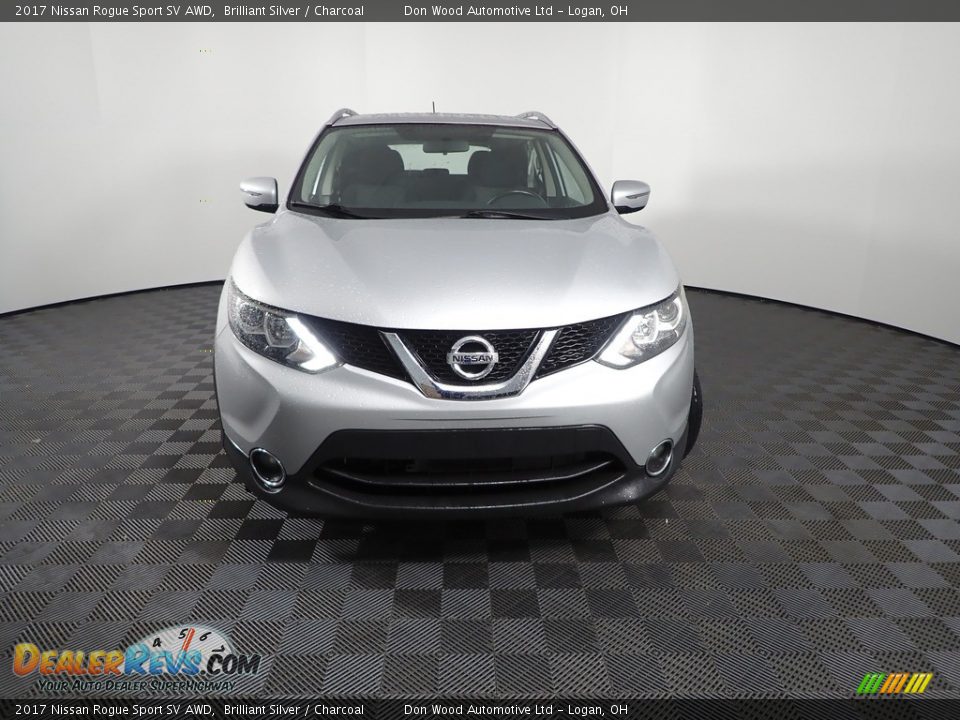 2017 Nissan Rogue Sport SV AWD Brilliant Silver / Charcoal Photo #5