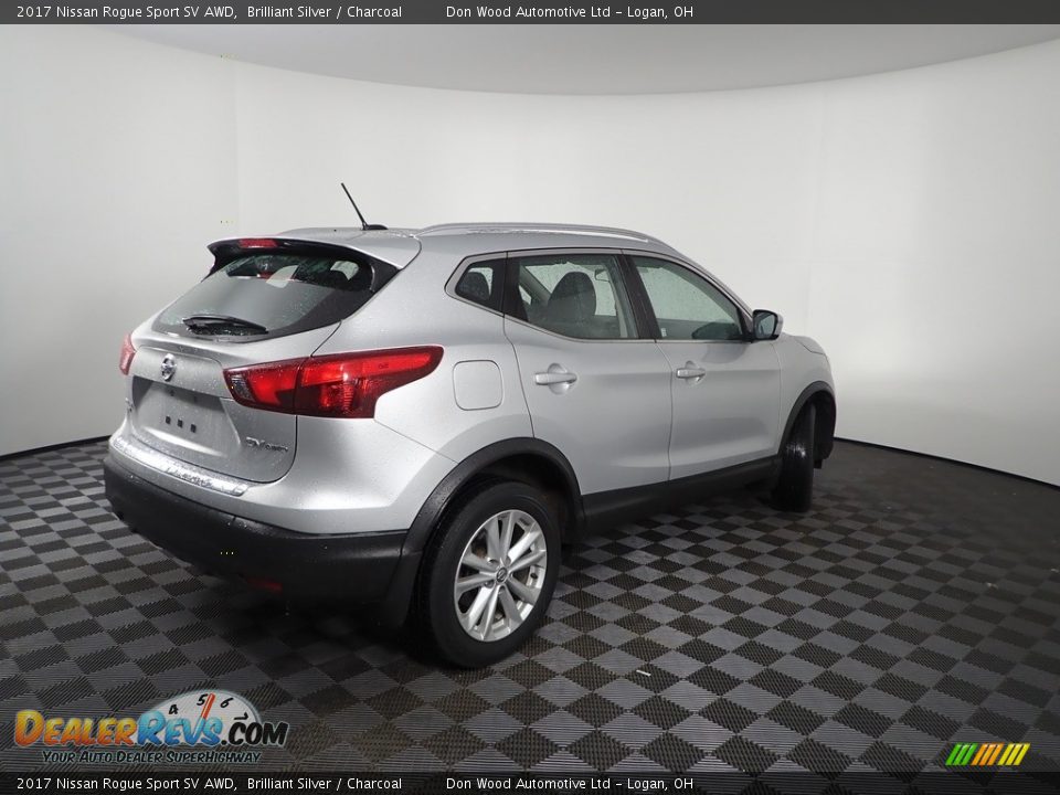 2017 Nissan Rogue Sport SV AWD Brilliant Silver / Charcoal Photo #11