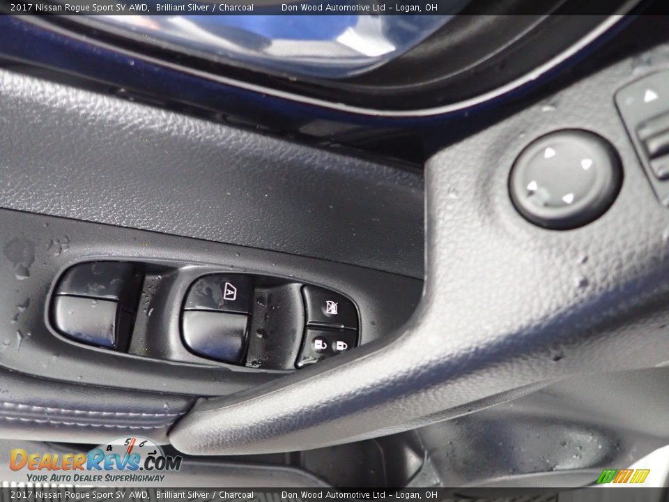 2017 Nissan Rogue Sport SV AWD Brilliant Silver / Charcoal Photo #13