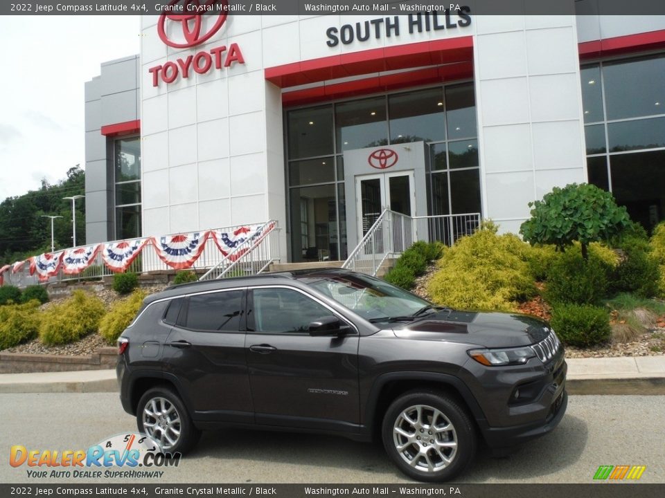 2022 Jeep Compass Latitude 4x4 Granite Crystal Metallic / Black Photo #2