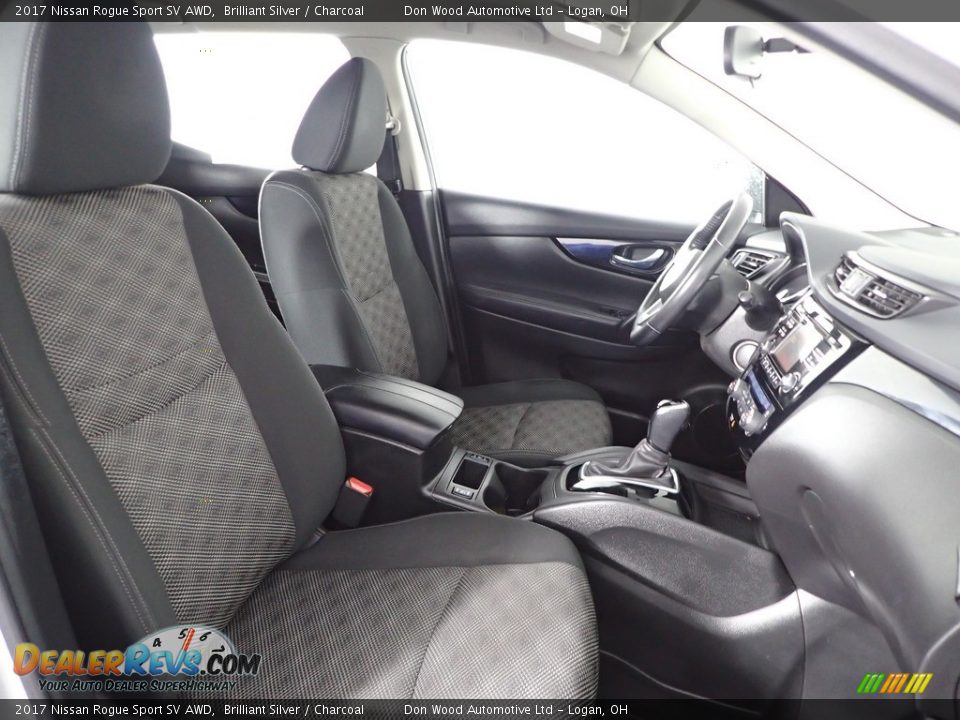 2017 Nissan Rogue Sport SV AWD Brilliant Silver / Charcoal Photo #27