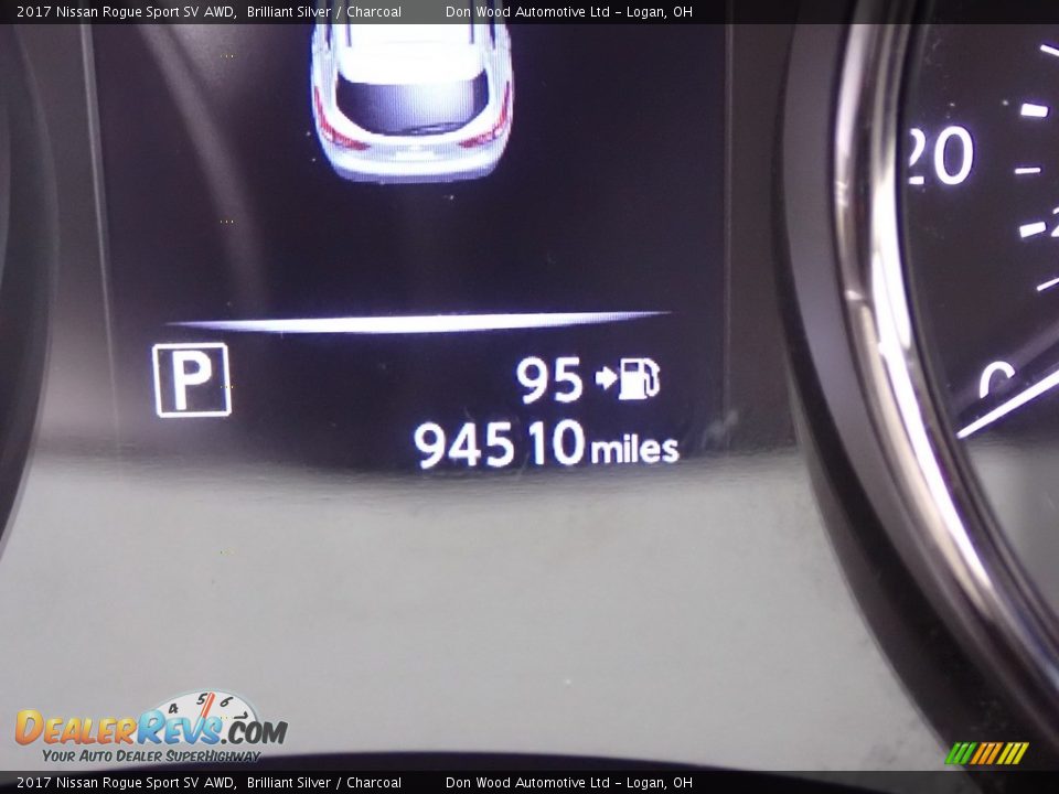 2017 Nissan Rogue Sport SV AWD Brilliant Silver / Charcoal Photo #31