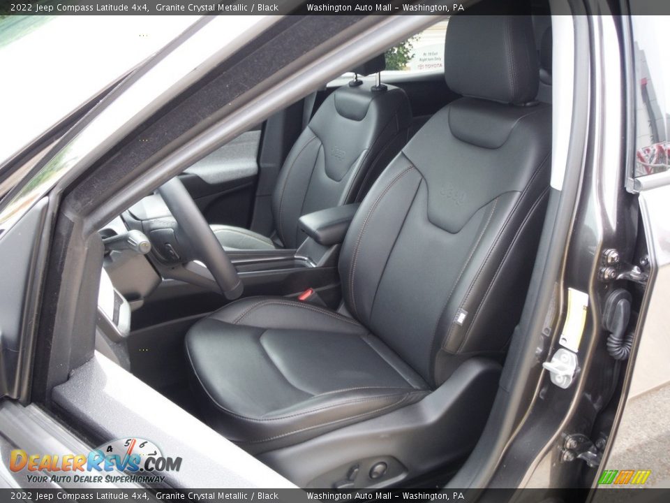 2022 Jeep Compass Latitude 4x4 Granite Crystal Metallic / Black Photo #23