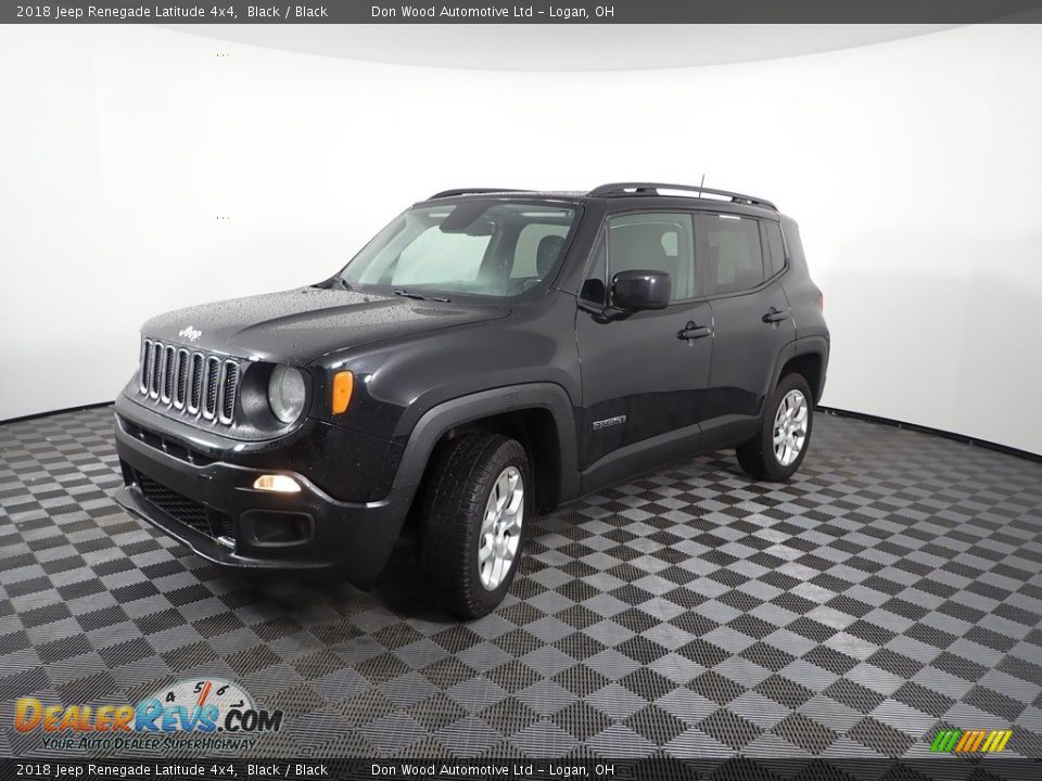 2018 Jeep Renegade Latitude 4x4 Black / Black Photo #7