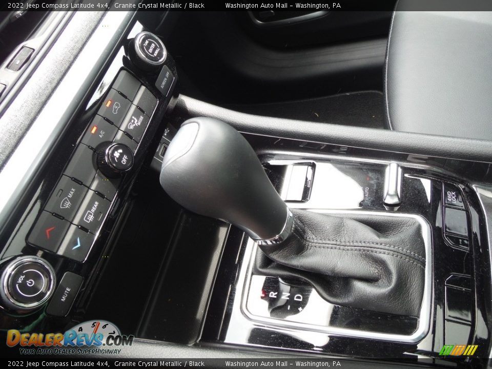 2022 Jeep Compass Latitude 4x4 Granite Crystal Metallic / Black Photo #29