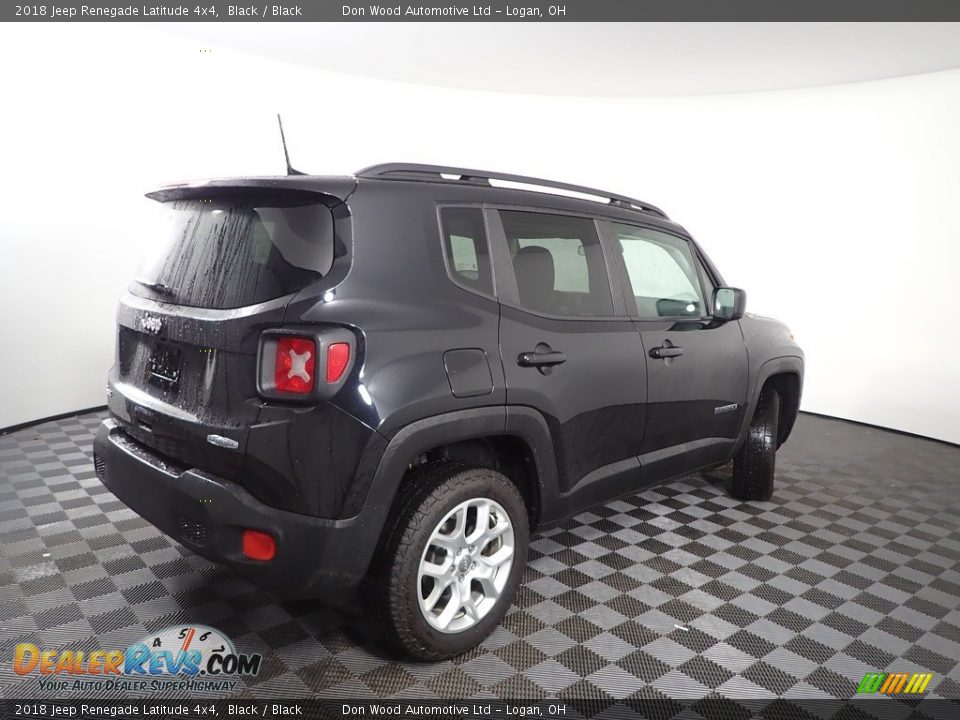 2018 Jeep Renegade Latitude 4x4 Black / Black Photo #12