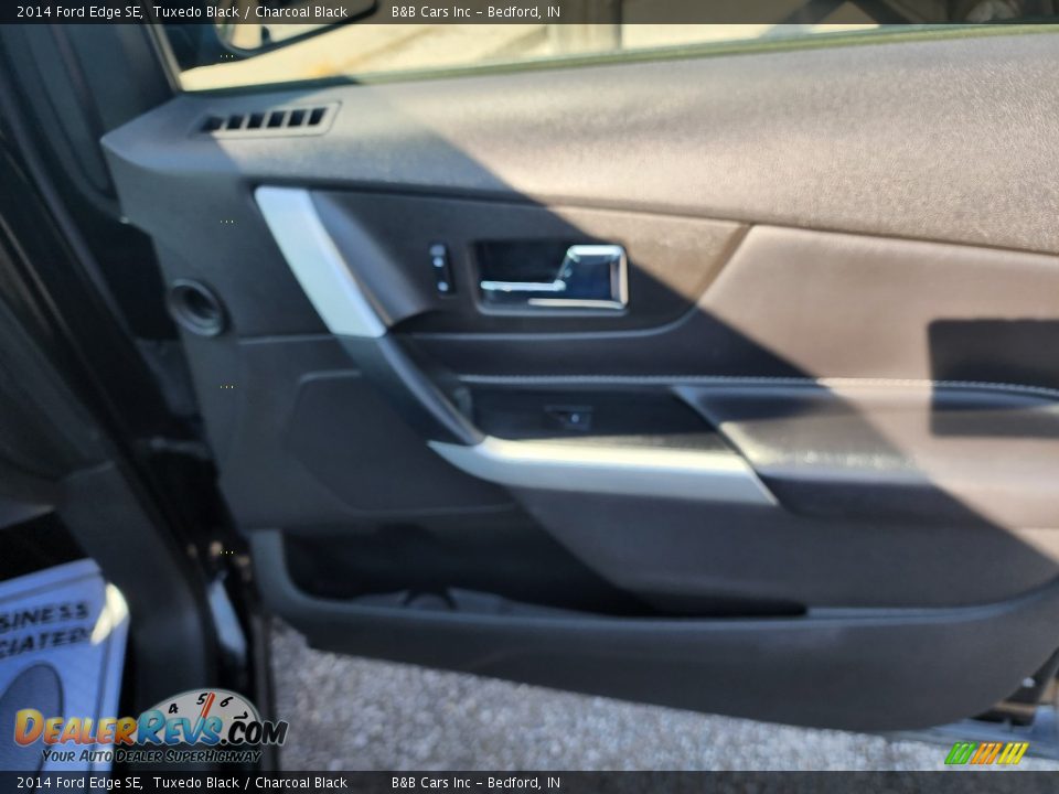 2014 Ford Edge SE Tuxedo Black / Charcoal Black Photo #22