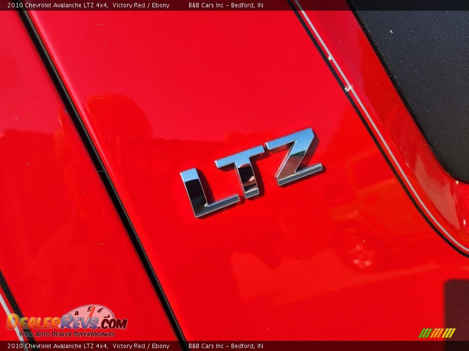 2010 Chevrolet Avalanche LTZ 4x4 Victory Red / Ebony Photo #9