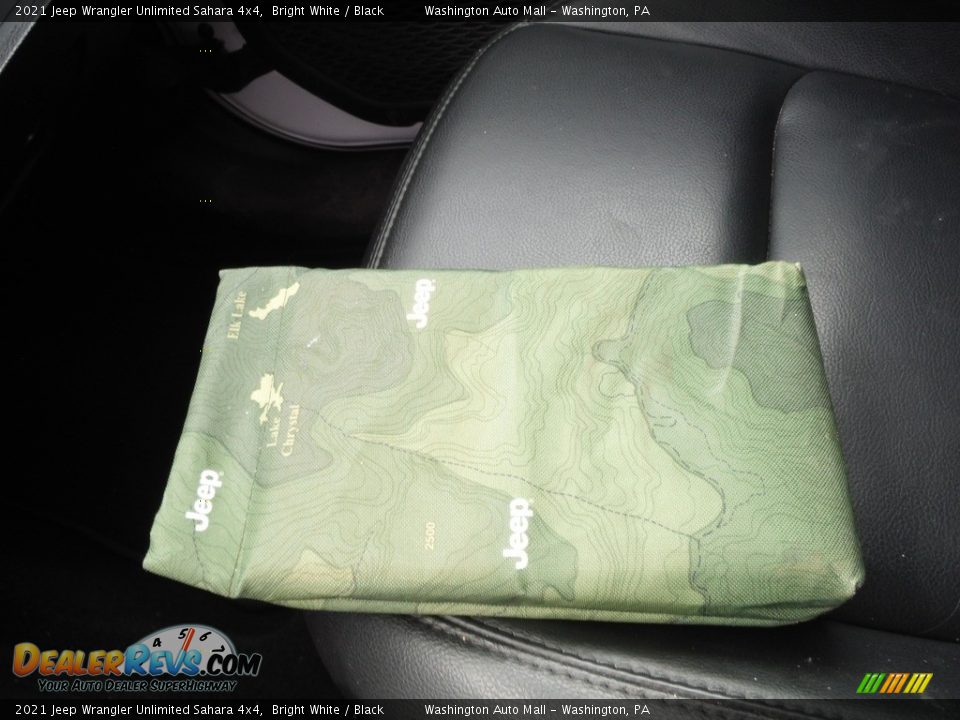 2021 Jeep Wrangler Unlimited Sahara 4x4 Bright White / Black Photo #33