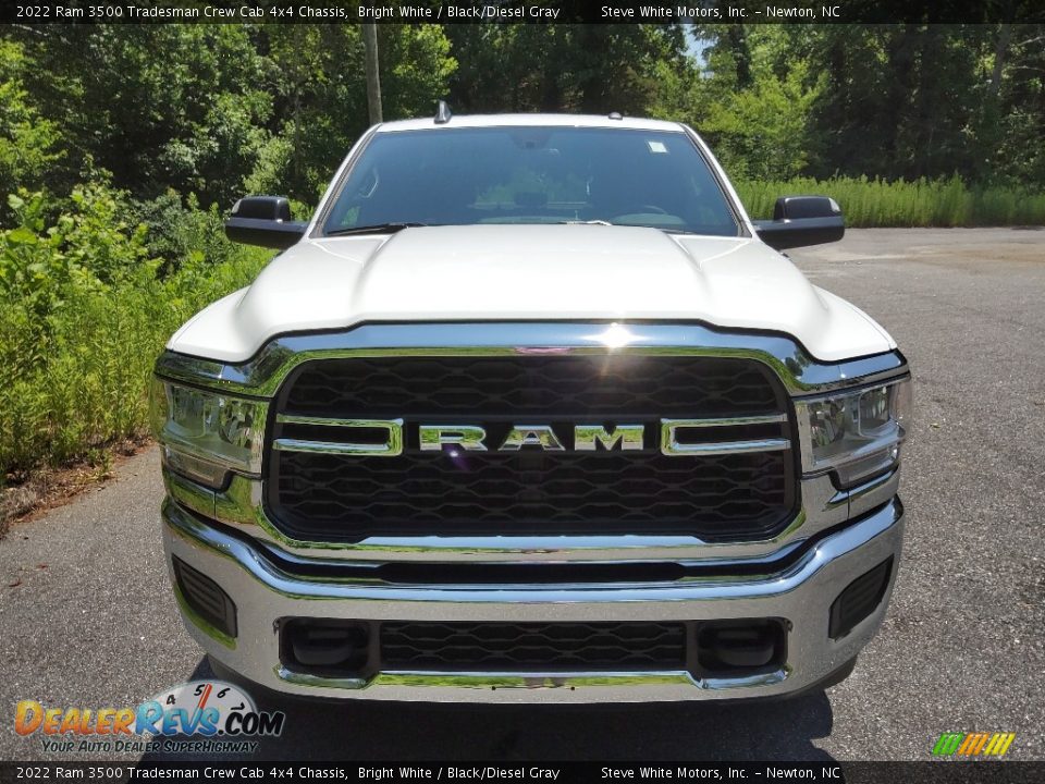 2022 Ram 3500 Tradesman Crew Cab 4x4 Chassis Bright White / Black/Diesel Gray Photo #3