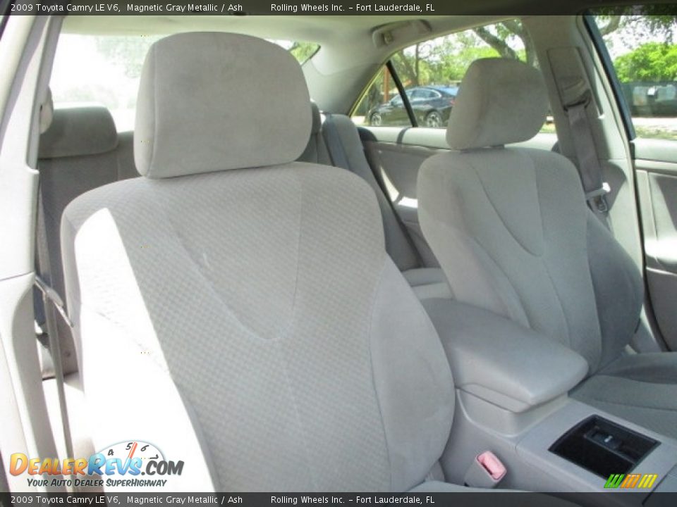 2009 Toyota Camry LE V6 Magnetic Gray Metallic / Ash Photo #8