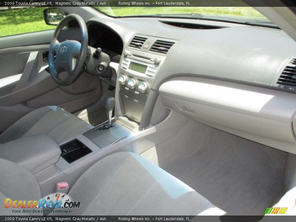 2009 Toyota Camry LE V6 Magnetic Gray Metallic / Ash Photo #12