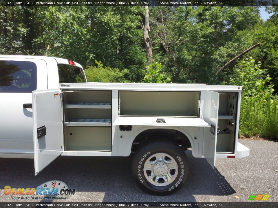 2022 Ram 3500 Tradesman Crew Cab 4x4 Chassis Bright White / Black/Diesel Gray Photo #11