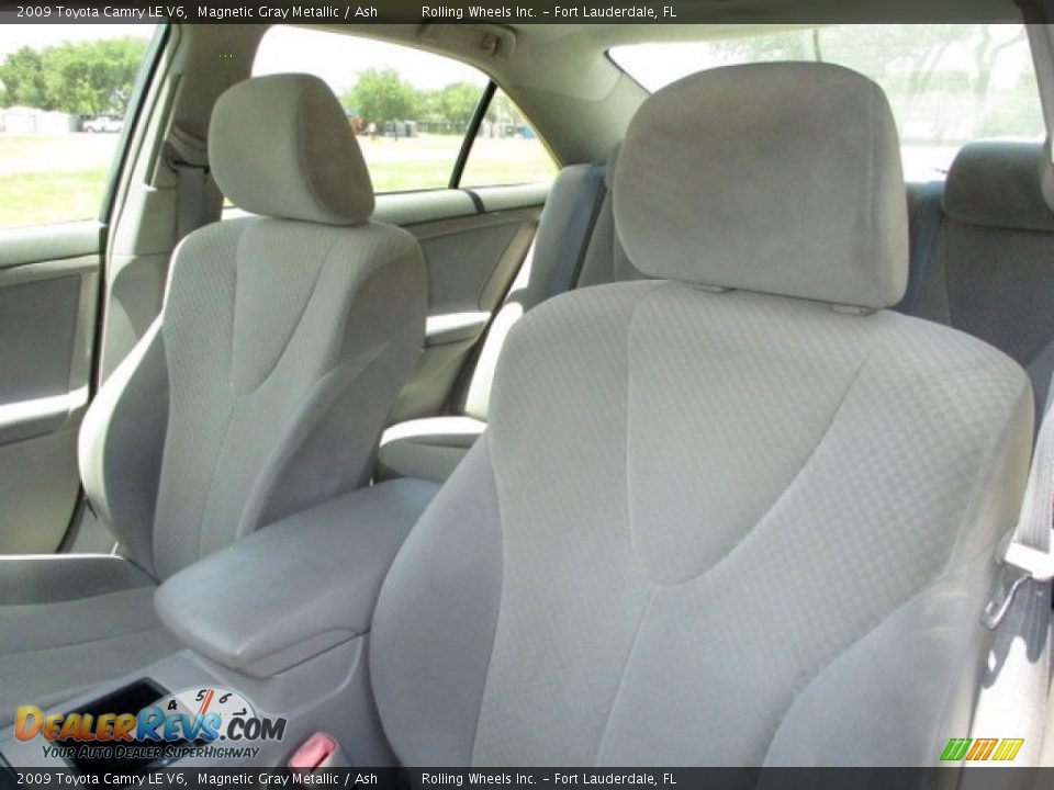 2009 Toyota Camry LE V6 Magnetic Gray Metallic / Ash Photo #20