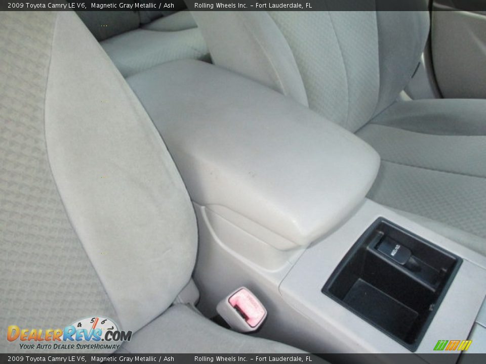 2009 Toyota Camry LE V6 Magnetic Gray Metallic / Ash Photo #35