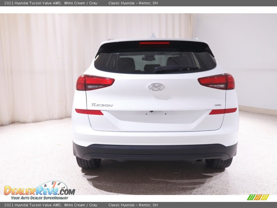 2021 Hyundai Tucson Value AWD White Cream / Gray Photo #17