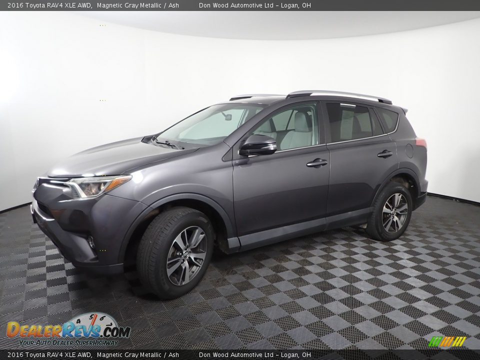 2016 Toyota RAV4 XLE AWD Magnetic Gray Metallic / Ash Photo #6