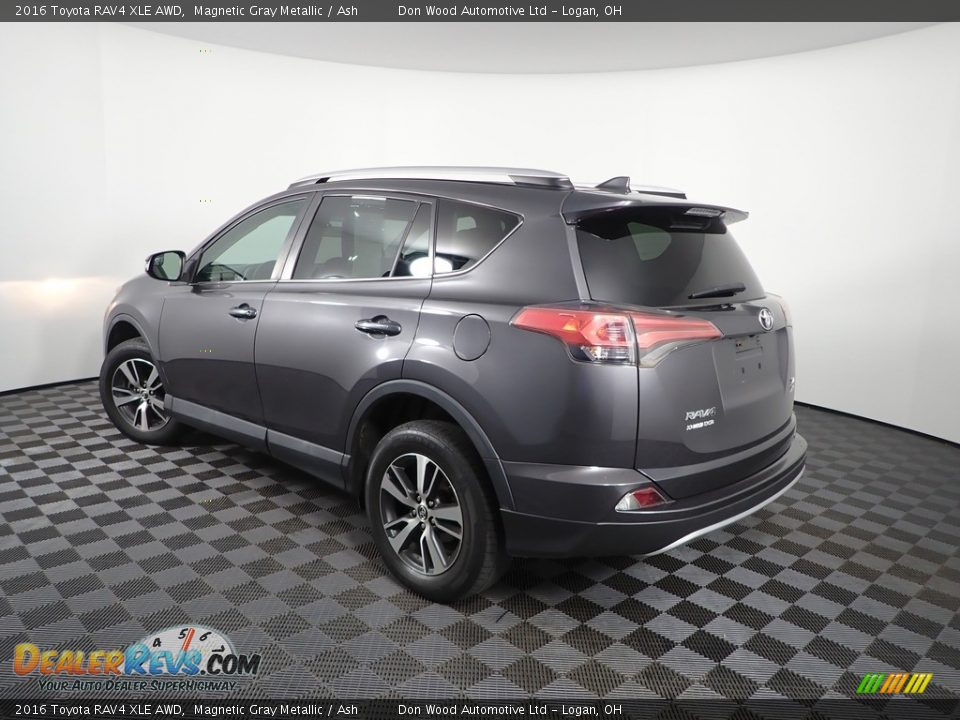 2016 Toyota RAV4 XLE AWD Magnetic Gray Metallic / Ash Photo #7