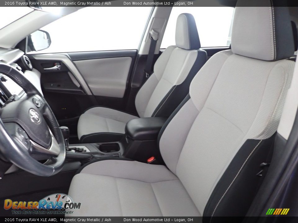 2016 Toyota RAV4 XLE AWD Magnetic Gray Metallic / Ash Photo #15